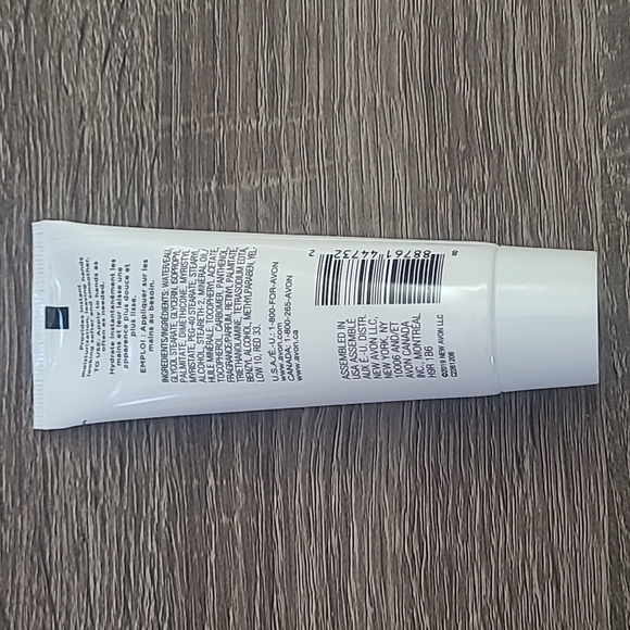 Avon Vita Moist hand cream 1.5 oz brand new - Picture 2 of 2